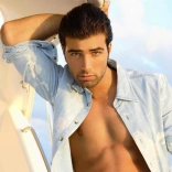 jencarlos_canela