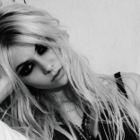 taylor_momsen_