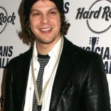 gavin_degraw