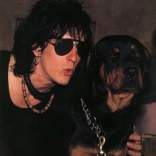 izzy_stradlin