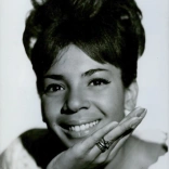 shirley_bassey