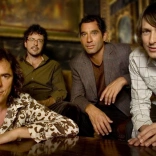 the_whitlams