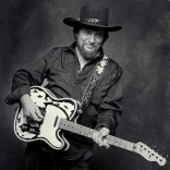 waylon_jennings