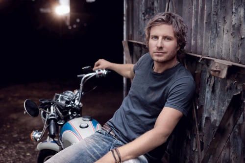 dierks_bentley